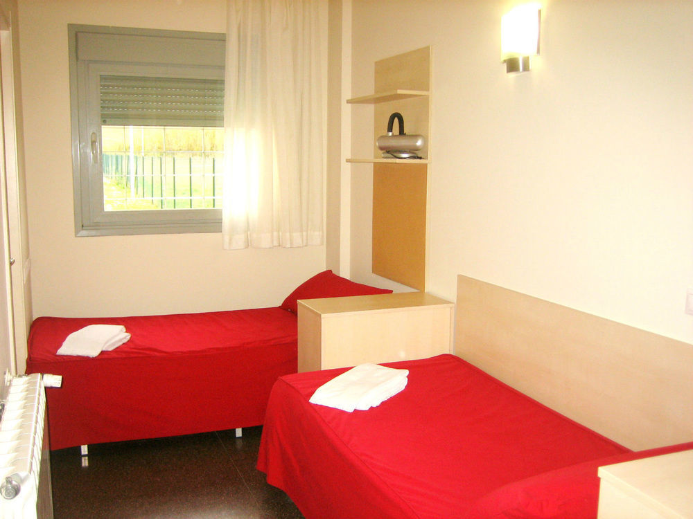 Residencia Universitaria Los Abedules Pamplona Exterior foto